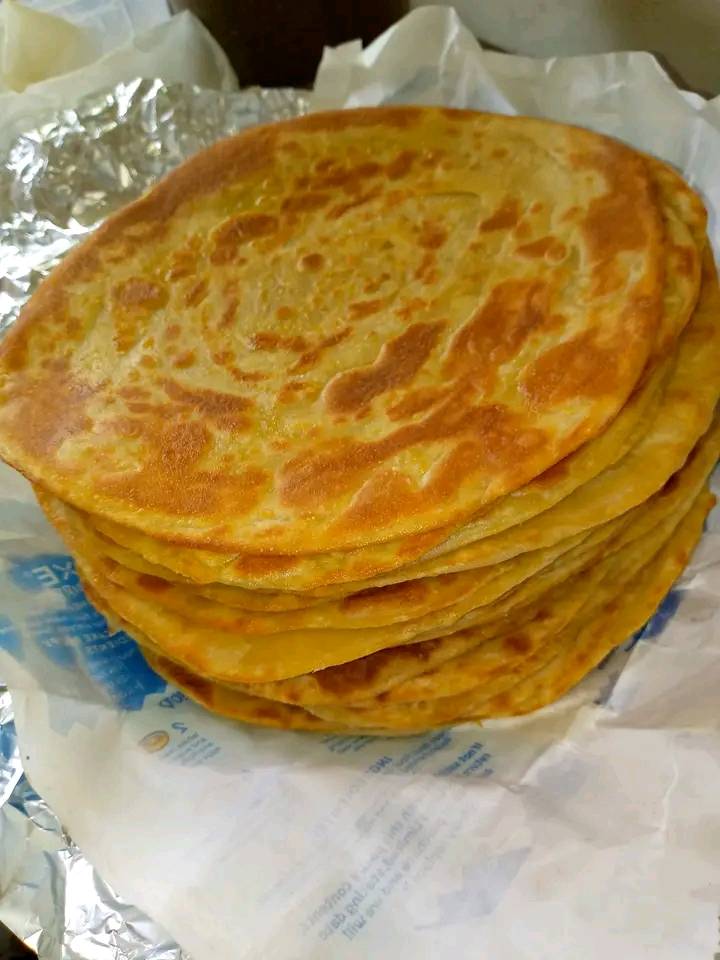 A stack of white East African Chapati